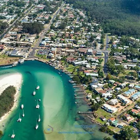 The Porthole Of Huskisson By Experience Jervis Bay Exterior photo